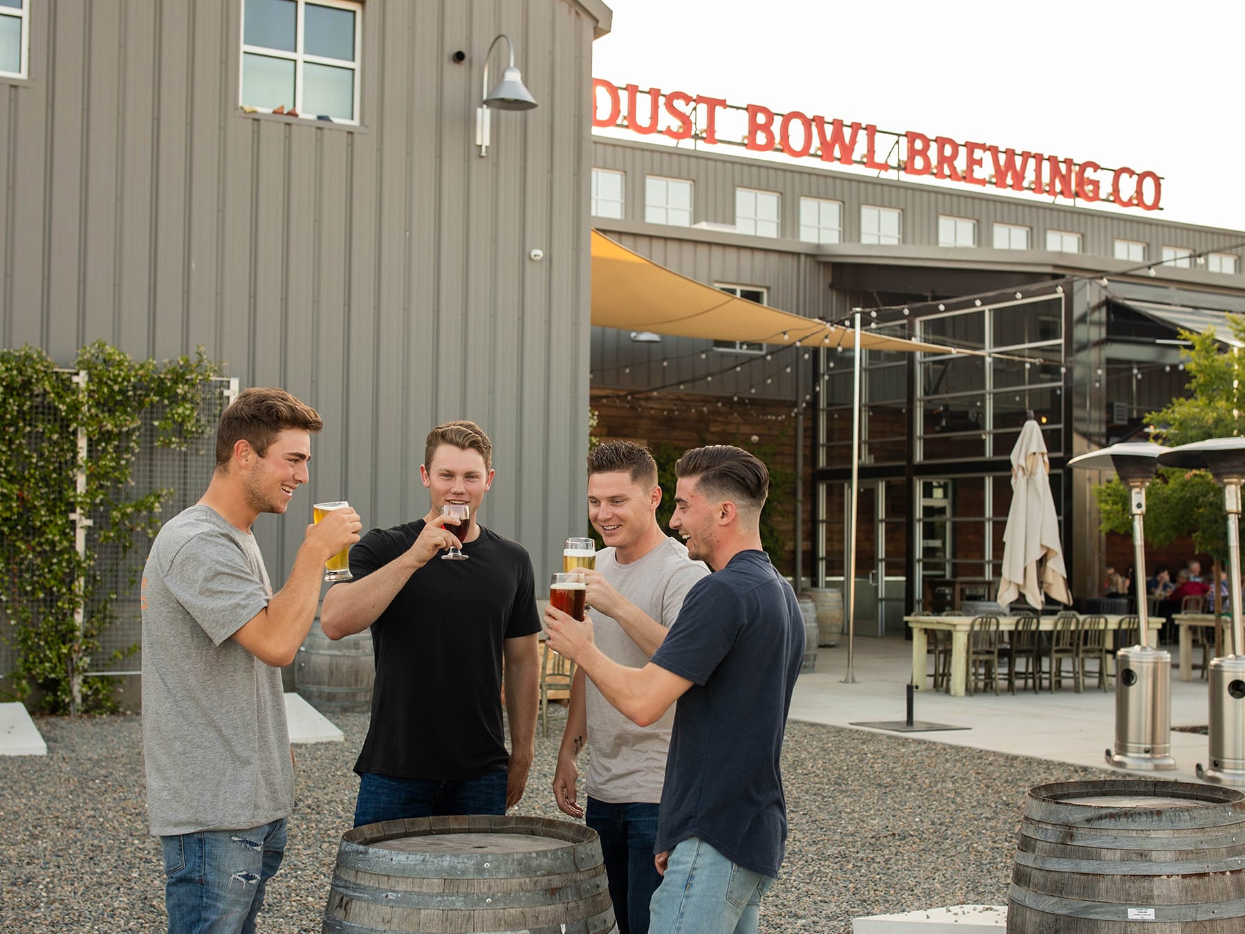 brewery_outside_guys